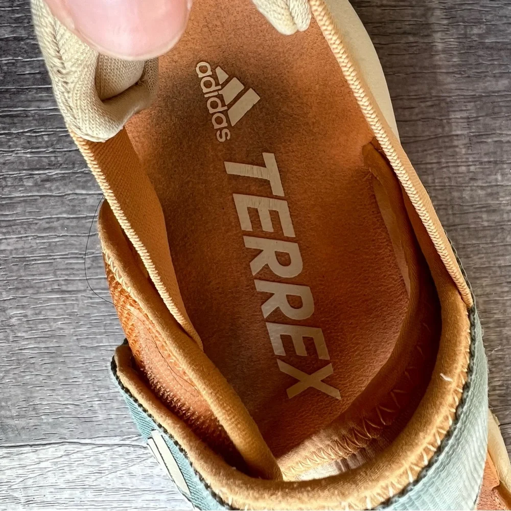 Adidas Womens TERREX SUMRA SANDALS FX6049 ORANGE WHITE US 6